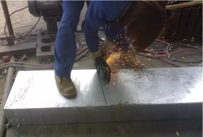 圖文解析電纜橋架安裝實例(圖37) 電纜橋架施工